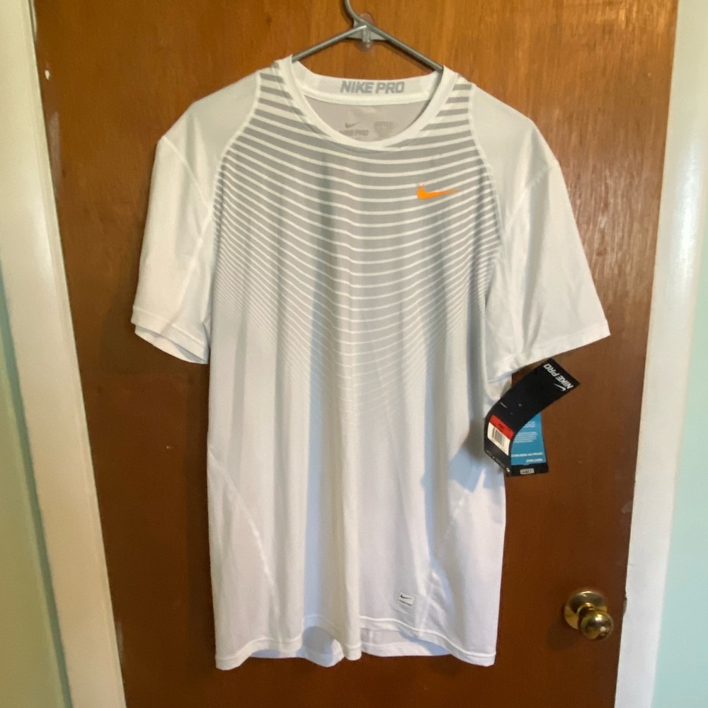 Nike work out tee